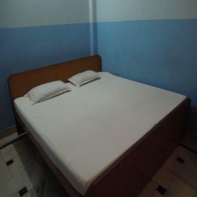 Krishnam Guest House Matura Exterior foto